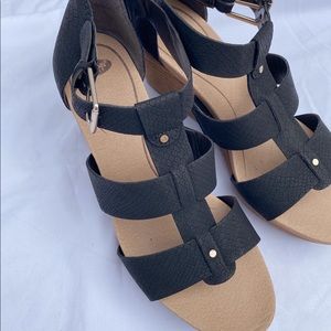 Dr. scholls strappy wedges